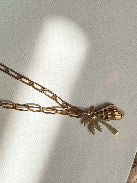 Isla Necklace