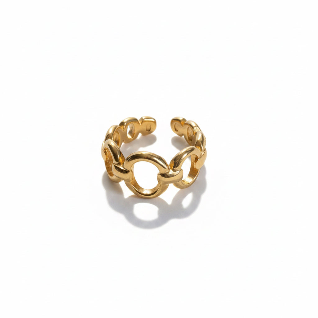 Claudia Ring