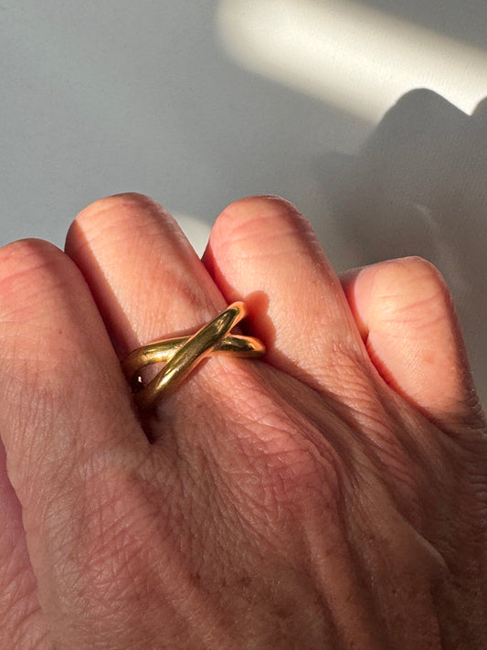 Eva Ring