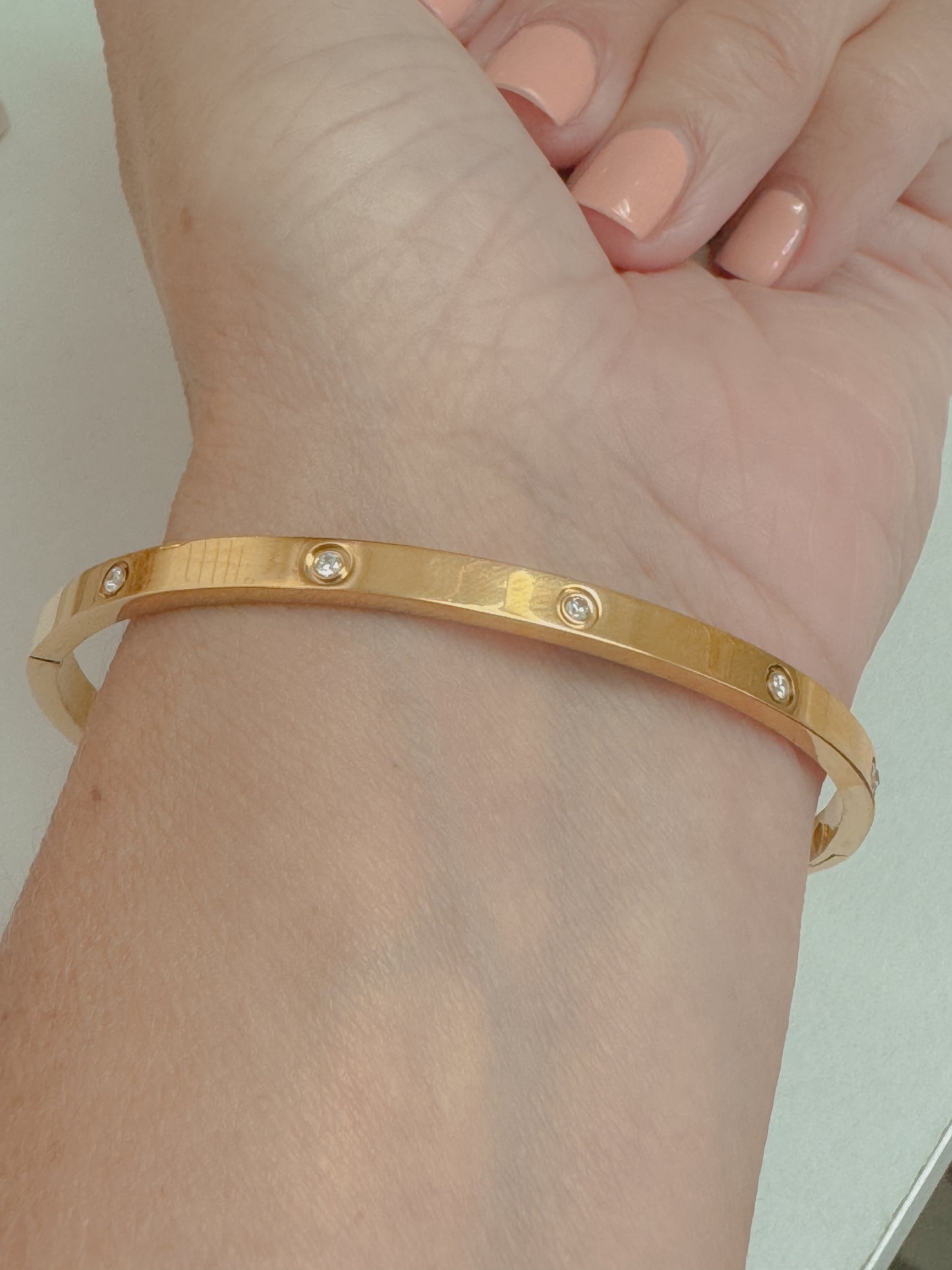 Slim Classic Style Bangle