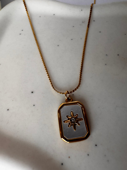 Venus Necklace