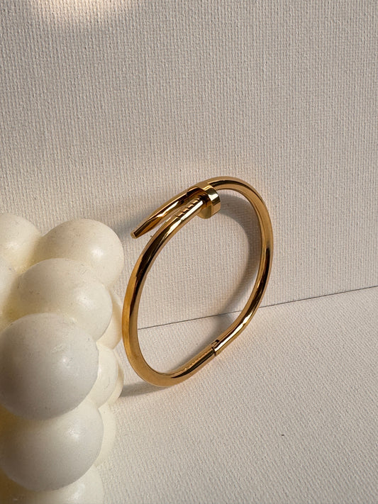 Nail Bangle